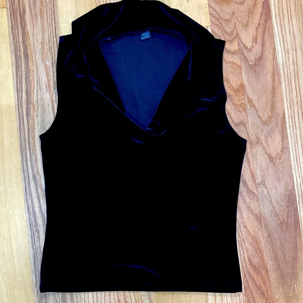 Only Hearts Helena Stuart Black Top size L 90% Micro Polyester 10% Spandex!